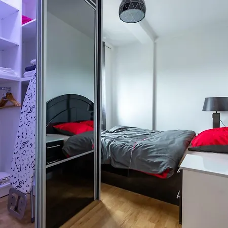 Apartment Pezerovic *