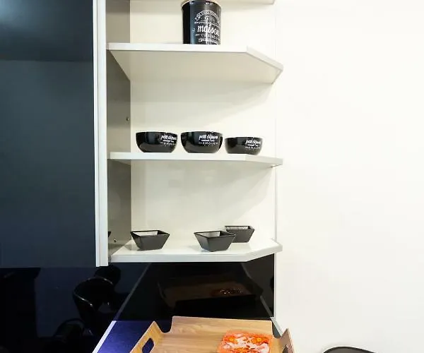 Pezerovic * 索科矿泉村